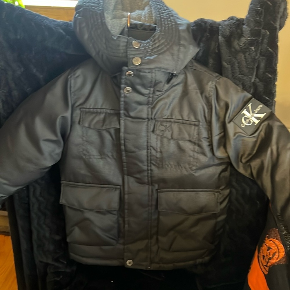 Calvin Klein winter Scuba black Jacket like New. Lined gray fleece. Extra warm